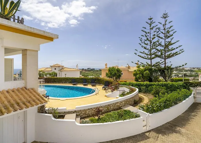 Villa Sitambo- Pool & Sea View
